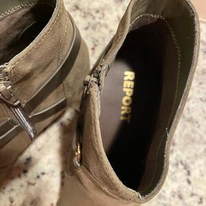 Report Green Ankle Boots with Side Zipper